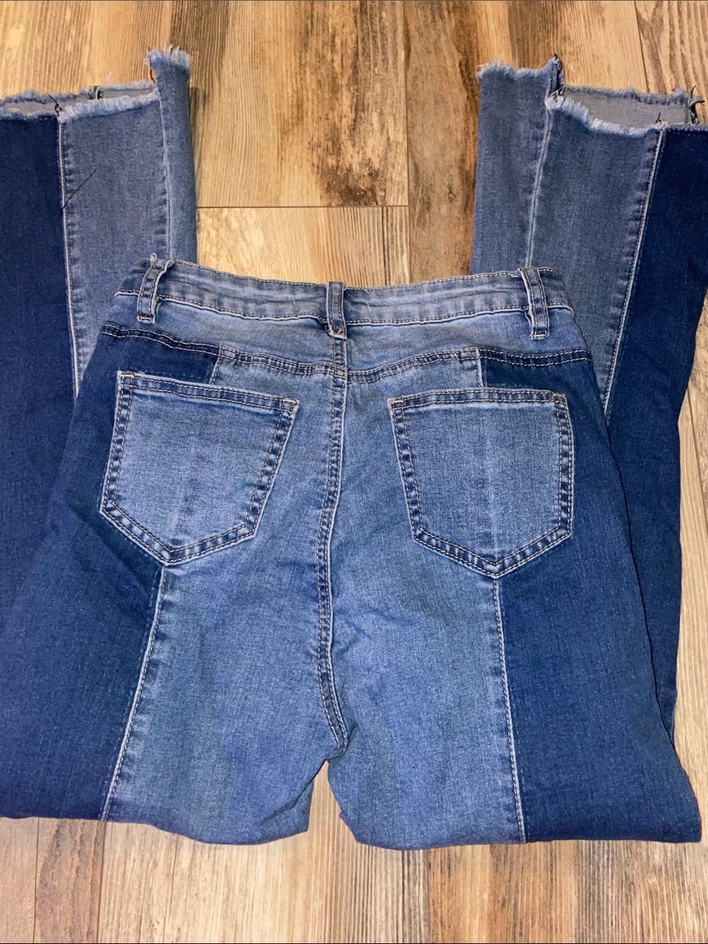 Color block cropped Flare Jeans - Picture 6 of 10